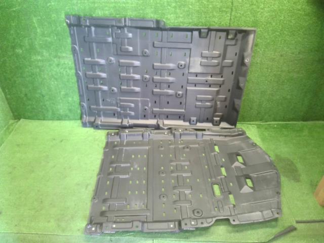 【中古】サクラ ZAA-B6AW バッテリー アンダーカバー  自社品番240716 W13