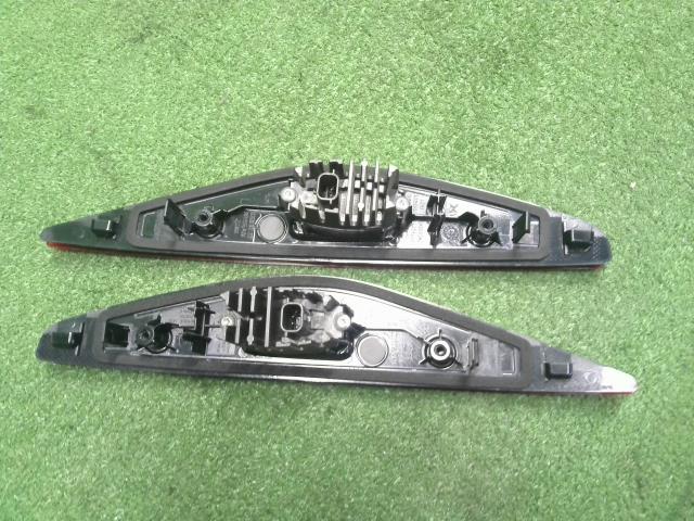 【中古】サクラ ZAA-B6AW バックランプ リアバンパー用 左右  自社品番240716 W13