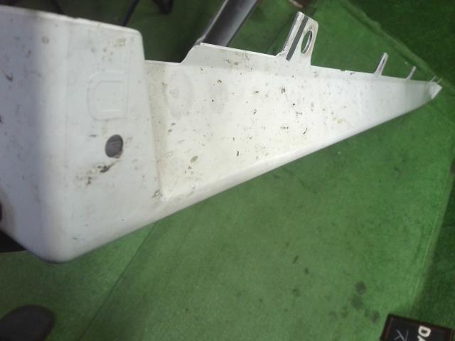 【中古】スペーシア DAA-MK42S 右サイドステップ スポイラー 77230-81M00 自社品番240718 ZVR