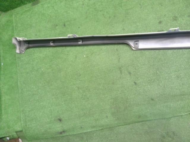 【中古】スペーシア DAA-MK42S 右サイドステップ スポイラー 77230-81M00 自社品番240718 ZVR