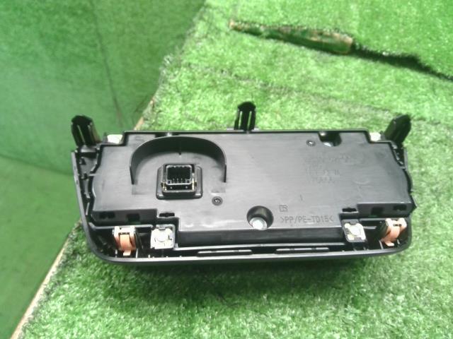 【中古】スイフト DAA-ZD53S エアコン AC スイッチパネル 39510-52R00-CRT 自社品番240720 ZVR