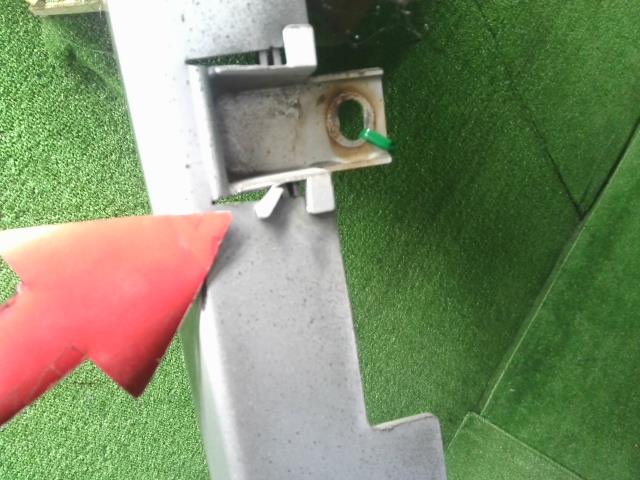 【中古】リーフ ZAA-ZE1 右サイドステップ スポイラー 76850-5SK0A 自社品番240731 K23