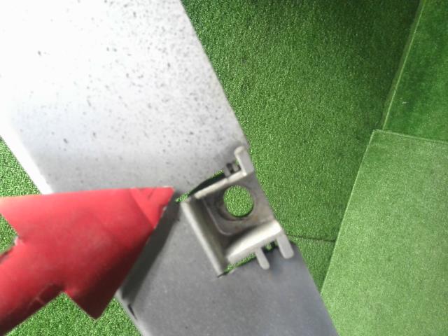 【中古】リーフ ZAA-ZE1 右サイドステップ スポイラー 76850-5SK0A 自社品番240731 K23