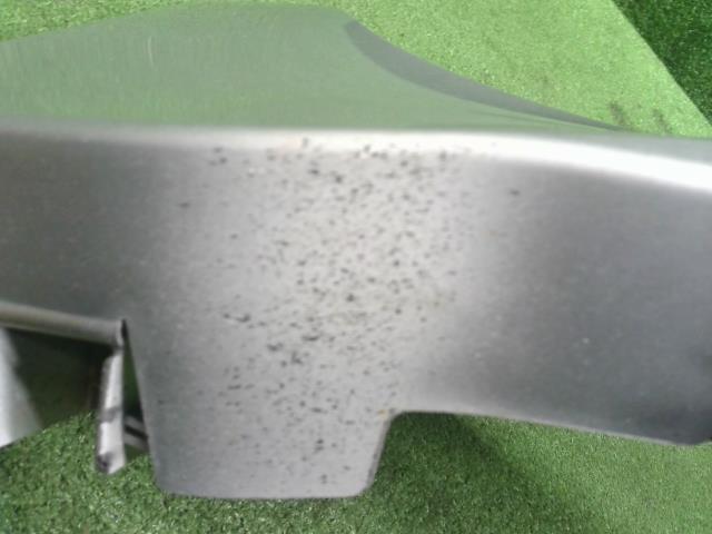 【中古】リーフ ZAA-ZE1 右サイドステップ スポイラー 76850-5SK0A 自社品番240731 K23