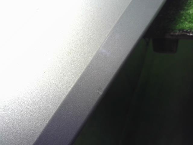 【中古】リーフ ZAA-ZE1 左サイドステップ スポイラー 76851-5SK0A 自社品番240731 K23