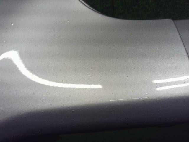 【中古】リーフ ZAA-ZE1 左サイドステップ スポイラー 76851-5SK0A 自社品番240731 K23