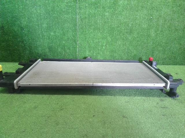 【中古】リーフ ZAA-ZE1 ラジエーター 21410-5SK0A 自社品番240731 K23