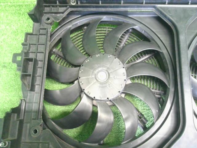 【中古】リーフ ZAA-ZE1 電動ファン 21481-3NK0B 自社品番240731 K23