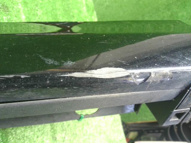 【中古】カムリ DAA-AXVH70 右サイドステップ スポイラー 75850-33130-C0 自社品番240733 218