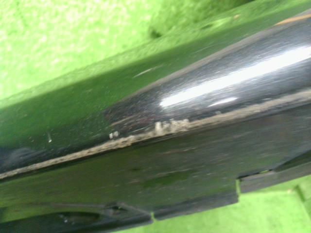 【中古】カムリ DAA-AXVH70 右サイドステップ スポイラー 75850-33130-C0 自社品番240733 218