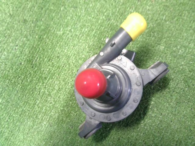 【中古】カムリ DAA-AXVH70 ウォーターポンプ インバーター用 G9040-33050 自社品番240733 218