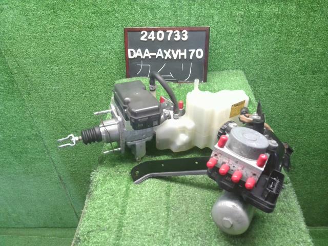 【中古】カムリ DAA-AXVH70 ＡＢＳアクチュエーター ブレーキマスター 44050-33650 自社品番240733 218