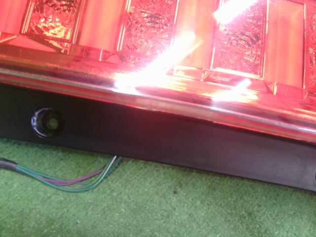 【中古】セレナ DBA-CC25 社外 左右テールランプ ライト BT-HU499 自社品番240741 QX1