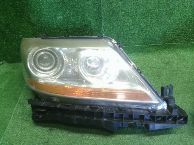 【中古】エリシオン DBA-RR5 左ヘッドランプ ランプ 33151-SYK-003 自社品番240757 NH700M