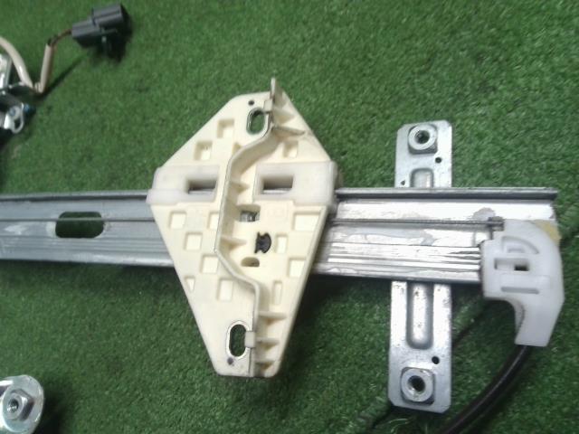 【中古】エリシオン DBA-RR5 右リアドアレギュレーターモーター 72710-SJK-J02 自社品番240757 NH700M