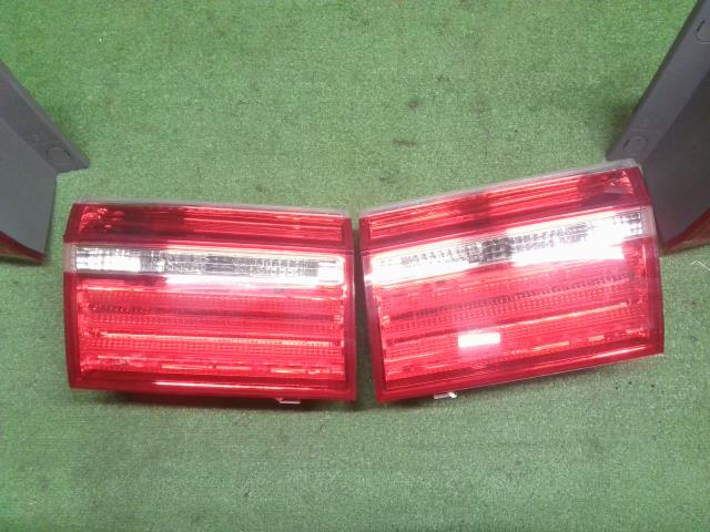 【中古】エリシオン DBA-RR5 テールランプ ライトセット 33551-SYK-003 自社品番240757 NH700M