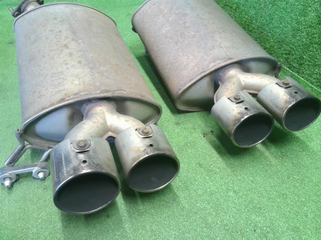 【中古】エリシオン DBA-RR5 リアマフラー 18307-SYK-J01 自社品番240757 NH700M