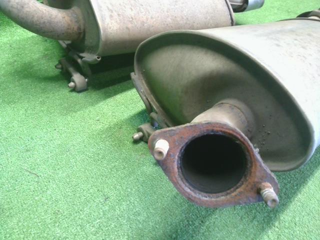 【中古】エリシオン DBA-RR5 リアマフラー 18307-SYK-J01 自社品番240757 NH700M