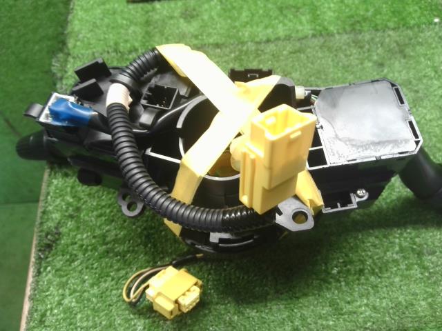 【中古】エリシオン DBA-RR5 ディマー コンビネーションスイッチ 35255-SFE-J01 自社品番240757 NH700M