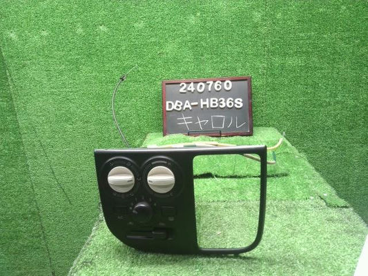 【中古】キャロル DBA-HB36S エアコン ACスイッチパネル 1A35-61-19Z 自社品番240760 43X