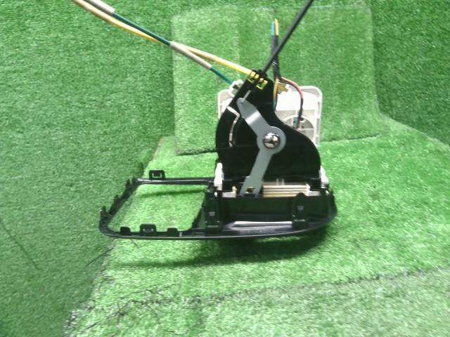 【中古】キャロル DBA-HB36S エアコン ACスイッチパネル 1A35-61-19Z 自社品番240760 43X