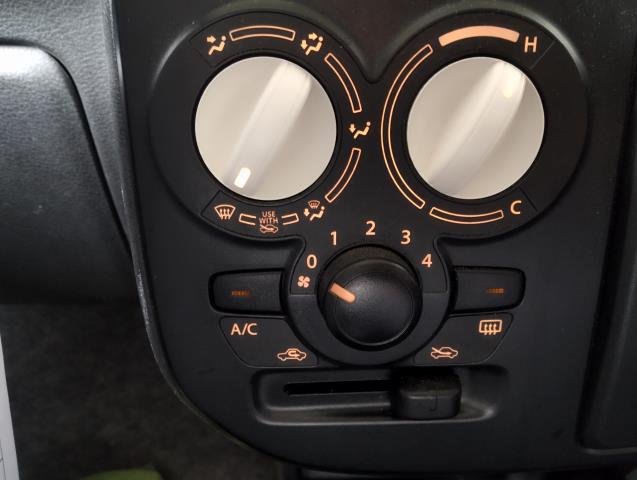 【中古】キャロル DBA-HB36S エアコン ACスイッチパネル 1A35-61-19Z 自社品番240760 43X