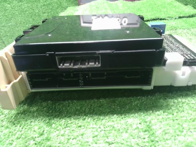 【中古】キャロル DBA-HB36S BCM コントロールユニット  自社品番240760 43X