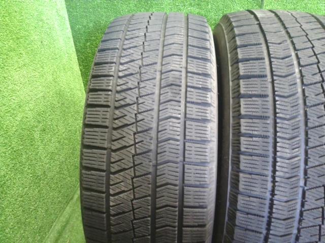 【中古】17インチ 冬 スタッドレスタイヤ 215/55R17 4本 ブリヂストン BLIZZAK VRX2 2019年製   自社品番240764