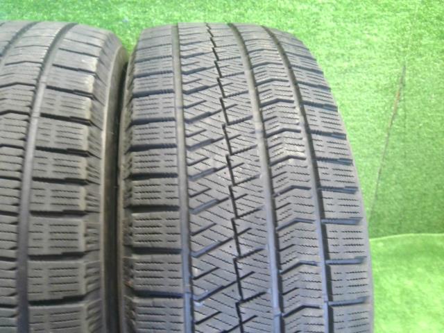 【中古】17インチ 冬 スタッドレスタイヤ 215/55R17 4本 ブリヂストン BLIZZAK VRX2 2019年製   自社品番240764