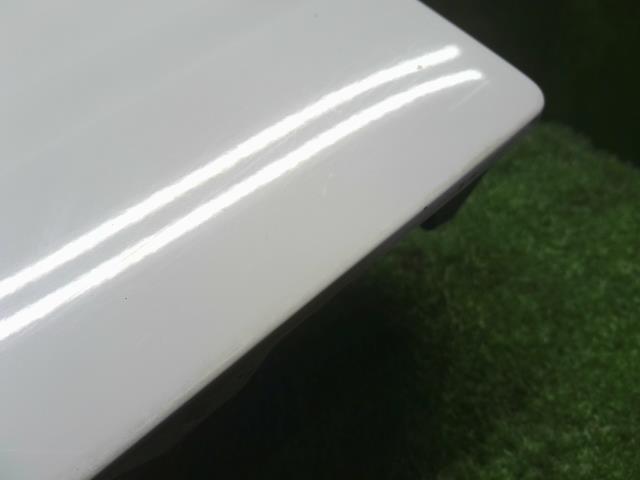 【中古】エブリィ EBD-DA17V フューエルリッド 給油口パネル 75465-68H10-PBL 自社品番240767 26U