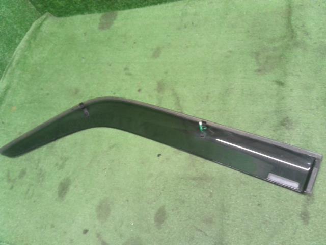 【中古】エブリィ EBD-DA17V 右フロントドアバイザー  自社品番240767 26U