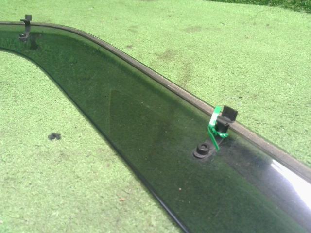 【中古】エブリィ EBD-DA17V 右フロントドアバイザー  自社品番240767 26U