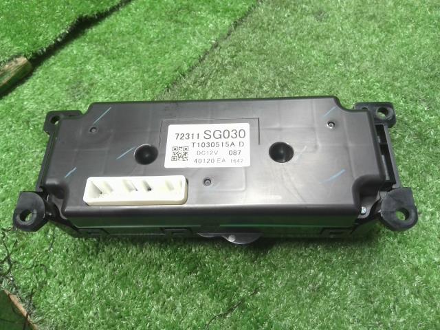 【中古】フォレスター DBA-SJG エアコン AC スイッチパネル 72311SG030 自社品番240781 61K