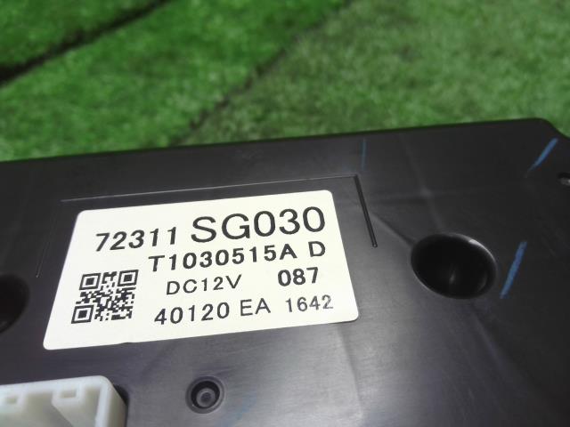 【中古】フォレスター DBA-SJG エアコン AC スイッチパネル 72311SG030 自社品番240781 61K
