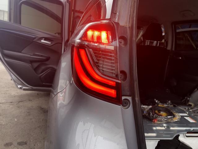 【中古】シャトル 6AA-GP7 左テールランプ ライト 33550-TD4-N01 自社品番240783 NH830M