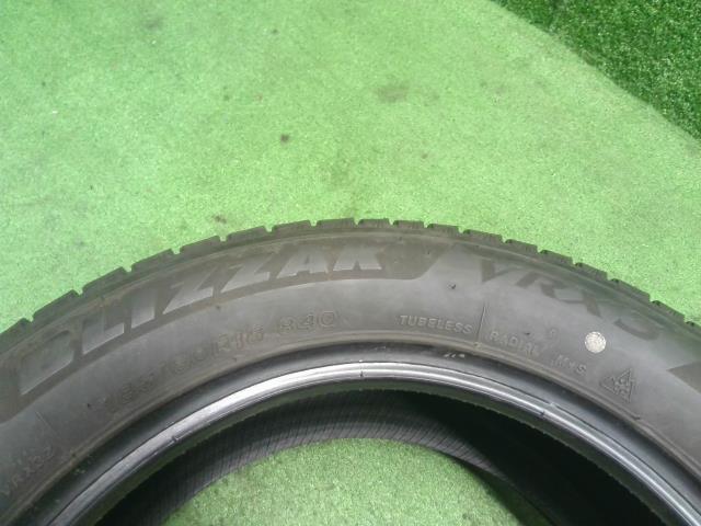【中古】15インチ 冬 スタッドレスタイヤ 185/60R15 1本 ブリヂストン 23年製 BLIZZAK VRX3  自社品番240783