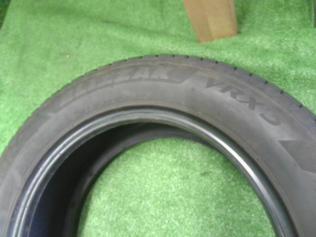 【中古】15インチ 冬 スタッドレスタイヤ 185/60R15 1本 ブリヂストン 23年製 BLIZZAK VRX3  自社品番240783