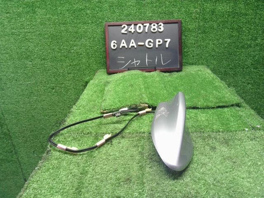 【中古】シャトル 6AA-GP7 アンテナ 39150-TD4-J01ZK 自社品番240783 NH830M