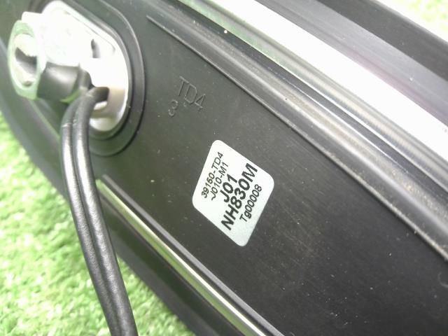 【中古】シャトル 6AA-GP7 アンテナ 39150-TD4-J01ZK 自社品番240783 NH830M