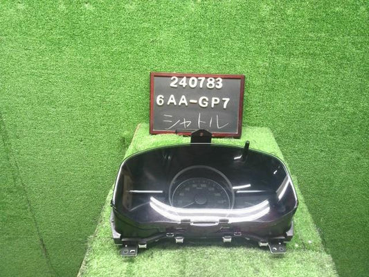 【中古】シャトル 6AA-GP7 スピードメーター 78100-TD5-J22 自社品番240783 NH830M