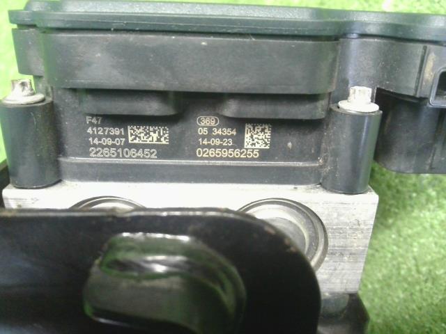 【中古】ウェイク DBA-LA700S ＡＢＳ ブレーキアクチュエーター 44050-B2C40 自社品番240787 W24