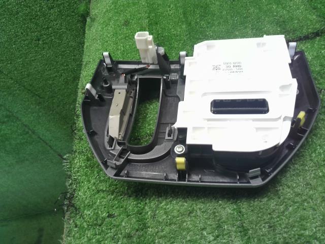 【中古】ウェイク DBA-LA700S エアコン AC スイッチパネル 55910-B2540 自社品番240787 W24