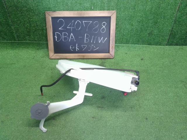 【中古】ｅＫワゴン DBA-B11W ウォッシャータンク 8260A321 自社品番240788 X42