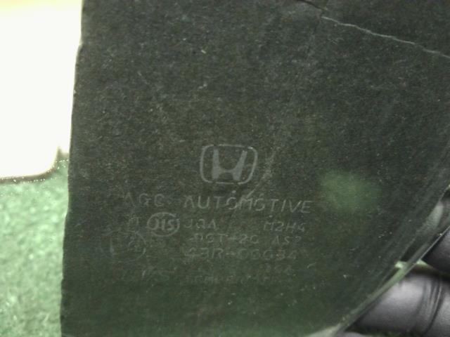 【中古】フィット DAA-GP5 左フロントドアガラス 73350-T5A-N20 自社品番240789 B593M