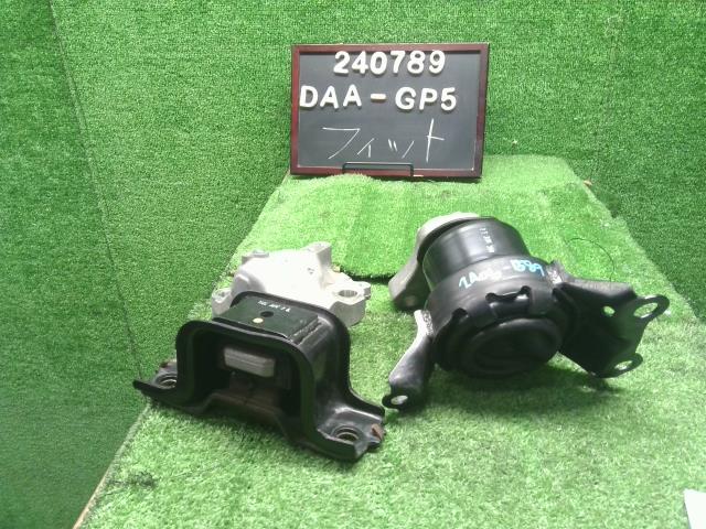 【中古】フィット DAA-GP5 エンジンマウント  自社品番240789 B593M