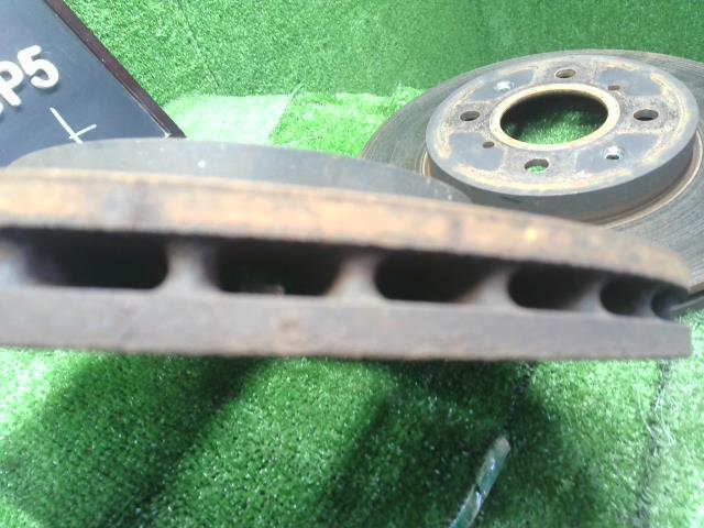 【中古】フィット DAA-GP5 フロントディスクローター 45251-T9P-J00 自社品番240789 B593M