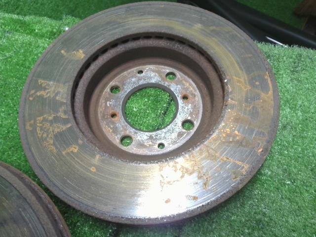 【中古】フィット DAA-GP5 フロントディスクローター 45251-T9P-J00 自社品番240789 B593M