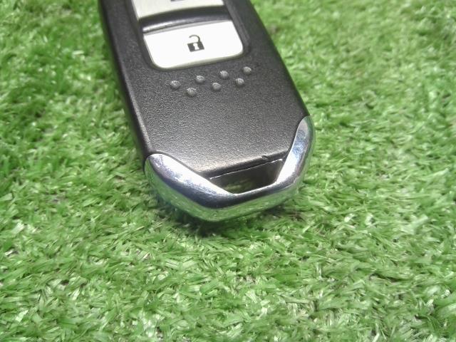 【中古】フィット DAA-GP5 キーレスリモコン スマートキー 72147-T5C-J01 自社品番240789 B593M