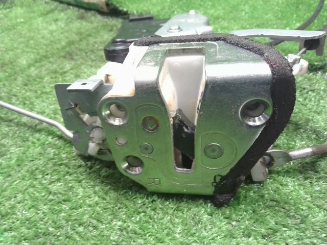 【中古】ピノ DBA-HC24S 右フロントドアロック 80700-4A00M 自社品番240794 ZCN