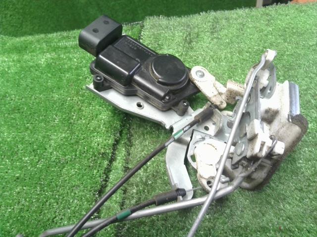 【中古】ピノ DBA-HC24S 右フロントドアロック 80700-4A00M 自社品番240794 ZCN